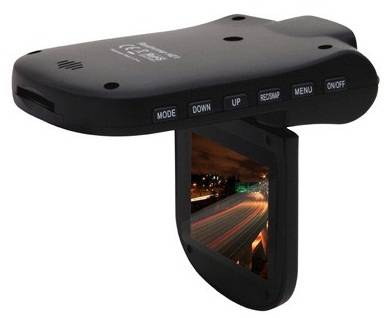 Prestigio Roadrunner HD1 (PCDVR720P01):  круглосуточный страж в дороге