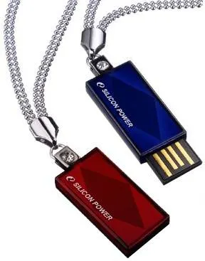 Silicon Power 16Gb Touch 810: самая легкая «флэшка» с кристаллом Swarovski
