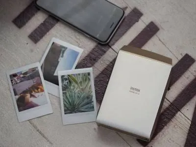 Fujifilm Instax Share SP-2: друкуйте фото з фільтрами і лайками